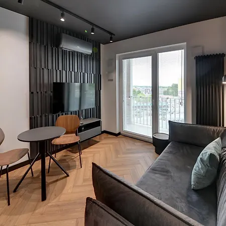 Апартаменты Rentplanet - Hallera